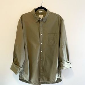 J Crew Men’s slim Oxford green button up XL